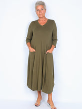 Some Dress w. V neck Army